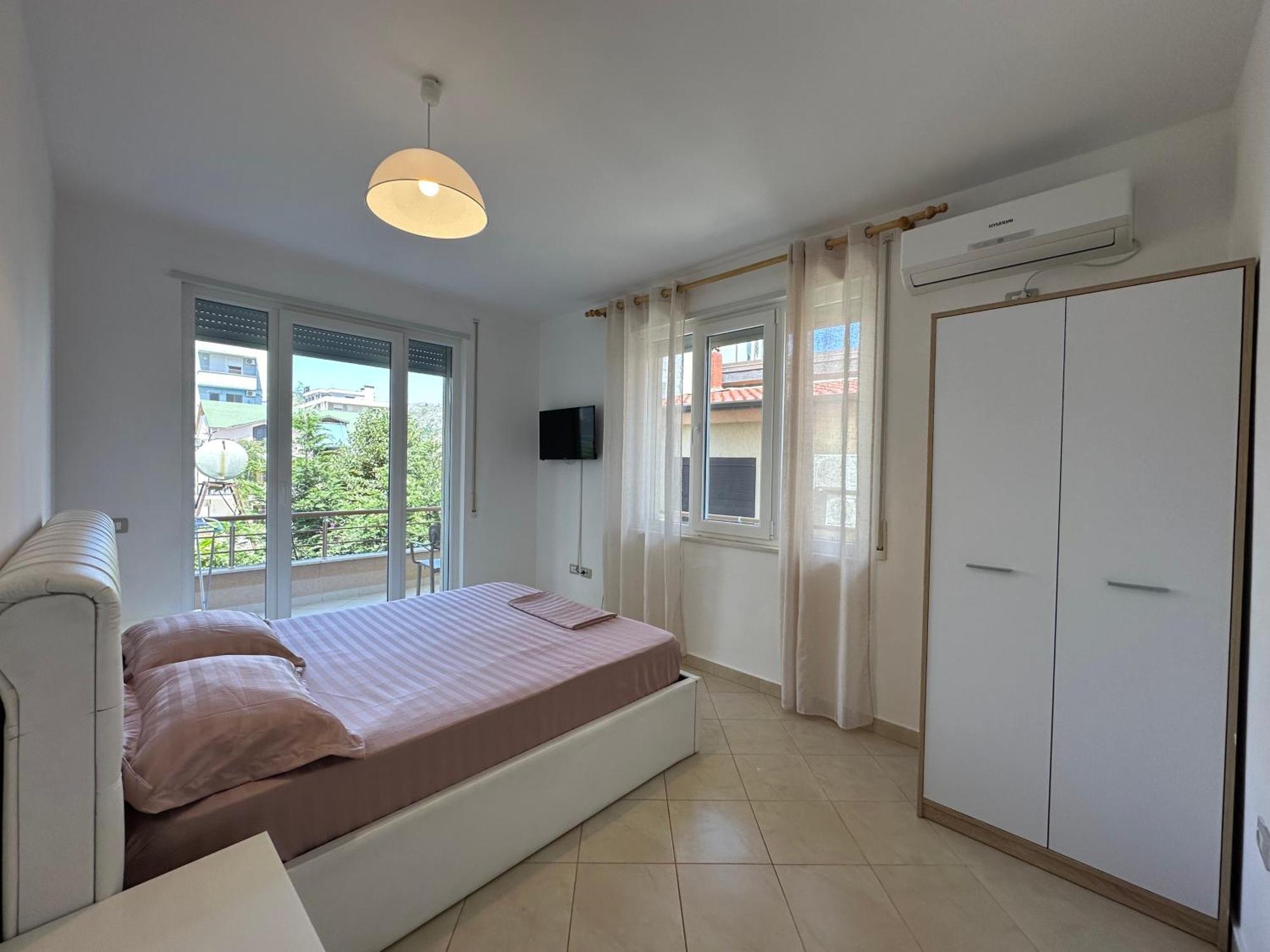 Bella'S Apartments Sakes Kültér fotó