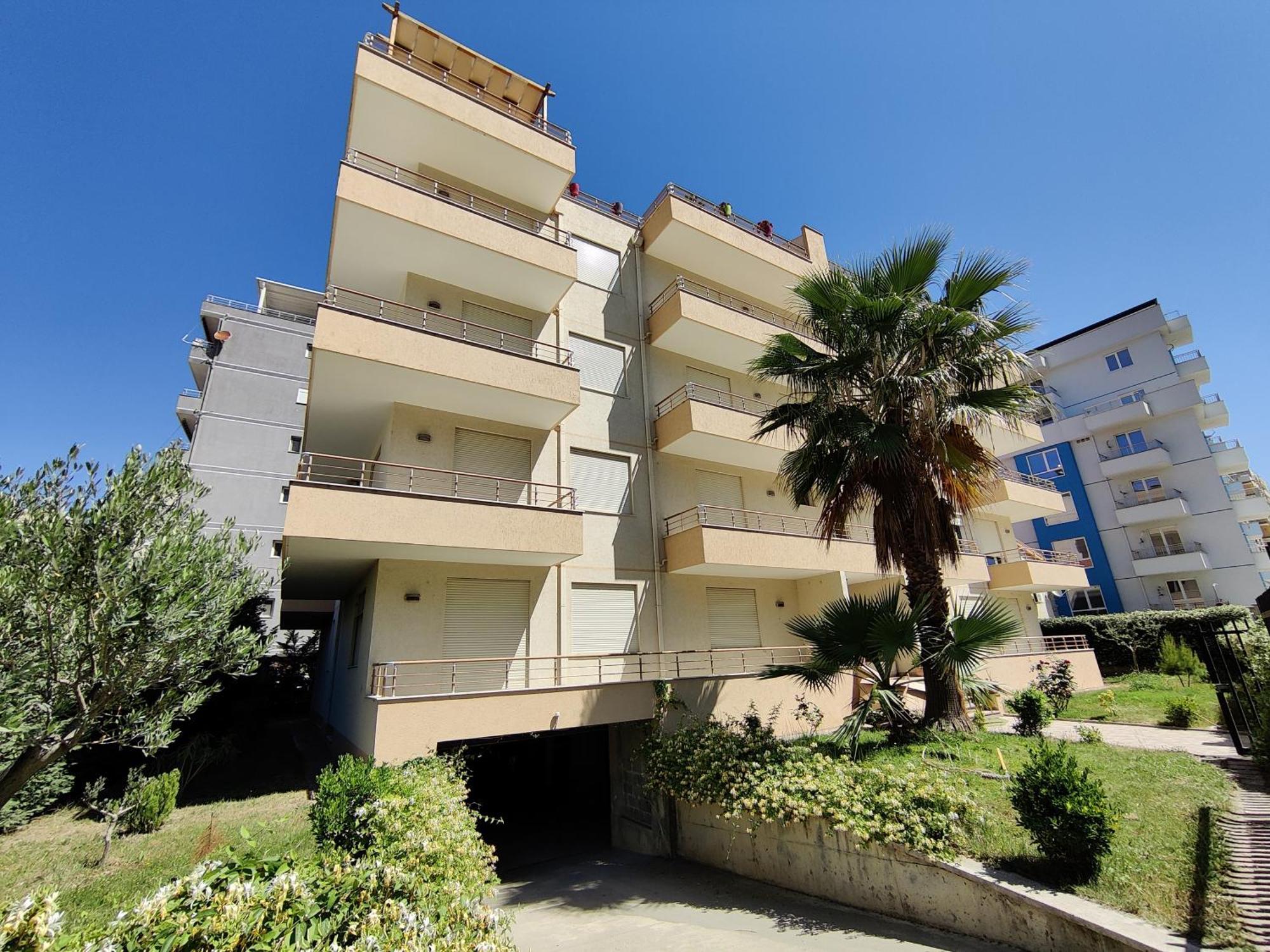 Bella'S Apartments Sakes Kültér fotó