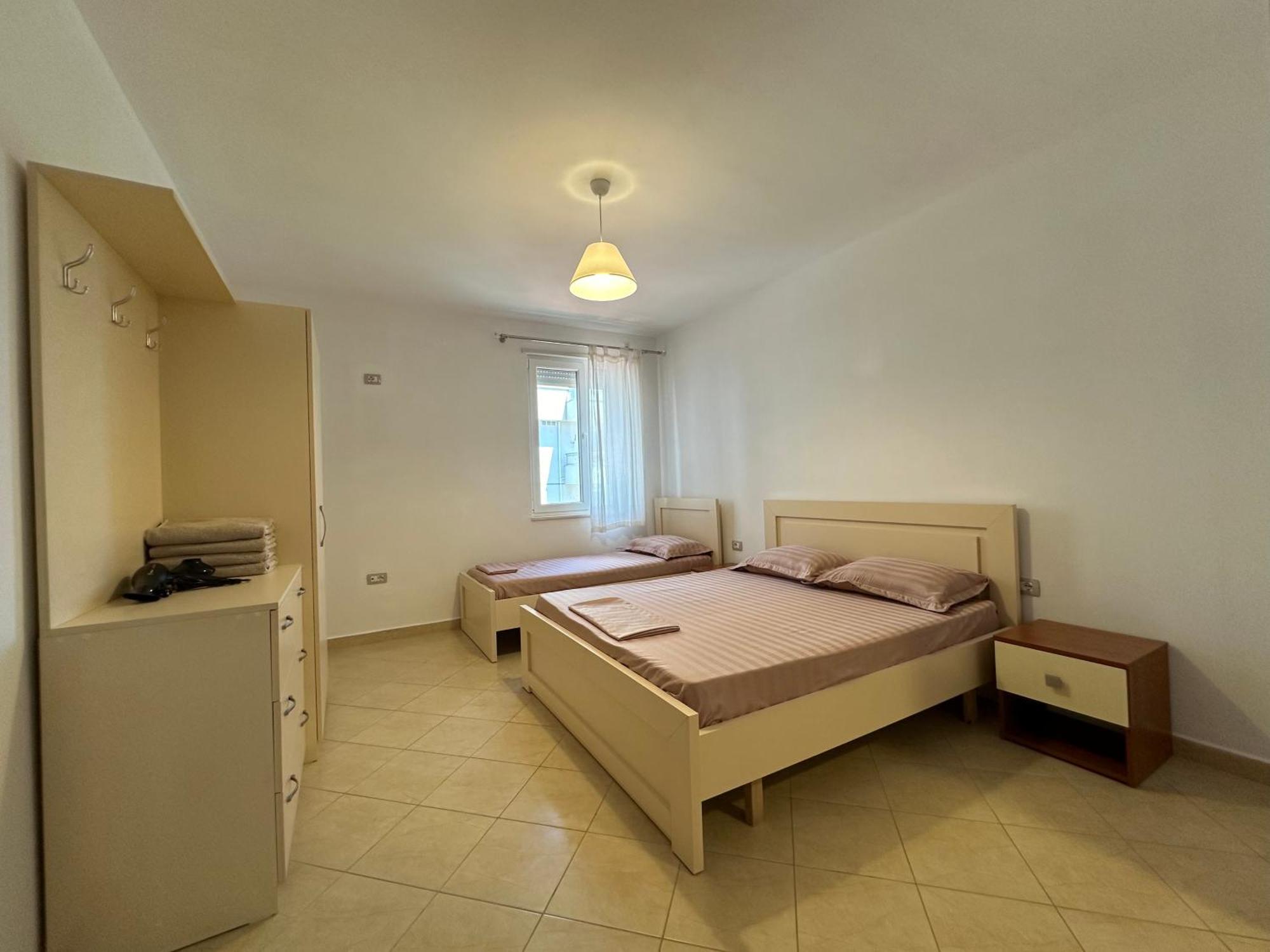 Bella'S Apartments Sakes Kültér fotó